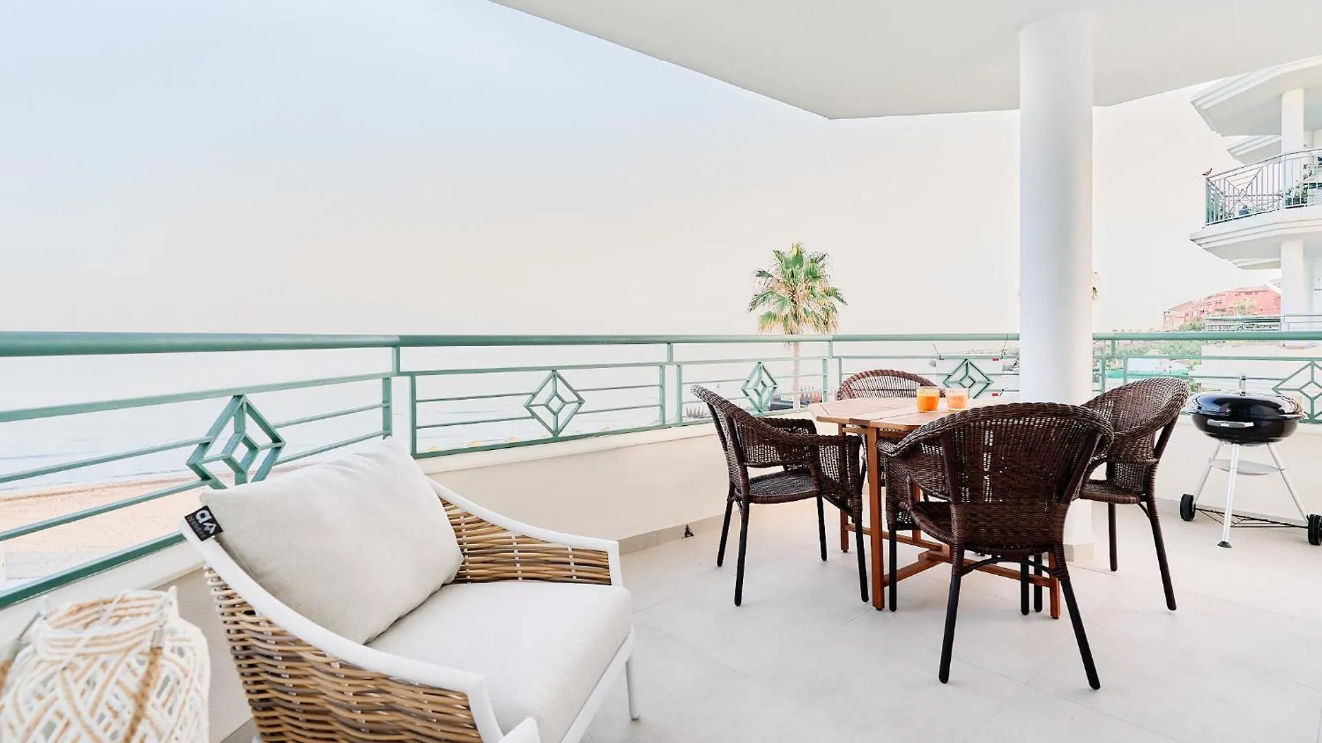 First Line Oasis Apartment Td05 location